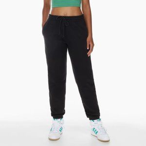Aritzia Tna Cozy Fleece Boyfriend Sweatpant Mid-rise boyfriend-fit sweatpants